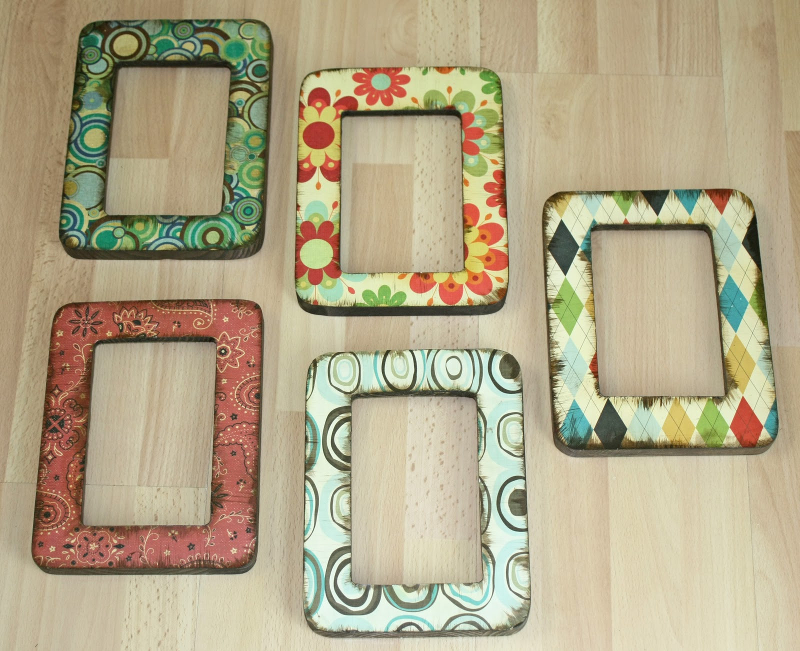 Picture Frame Decorating Craft Ideas
 40 Ways To Decorate Your Home With Paper Crafts