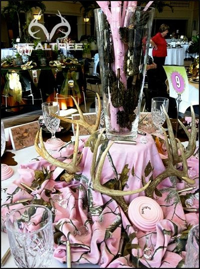 Pink Camo Wedding Decorations
 A beautiful Realtree Pink camo party theme table