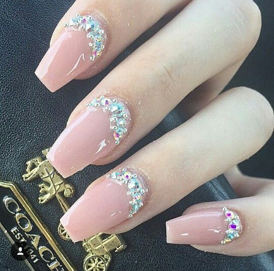 Pink Nail Designs With Diamonds
 25 Best Ideas About Diamond Nails Pinterest Diamond