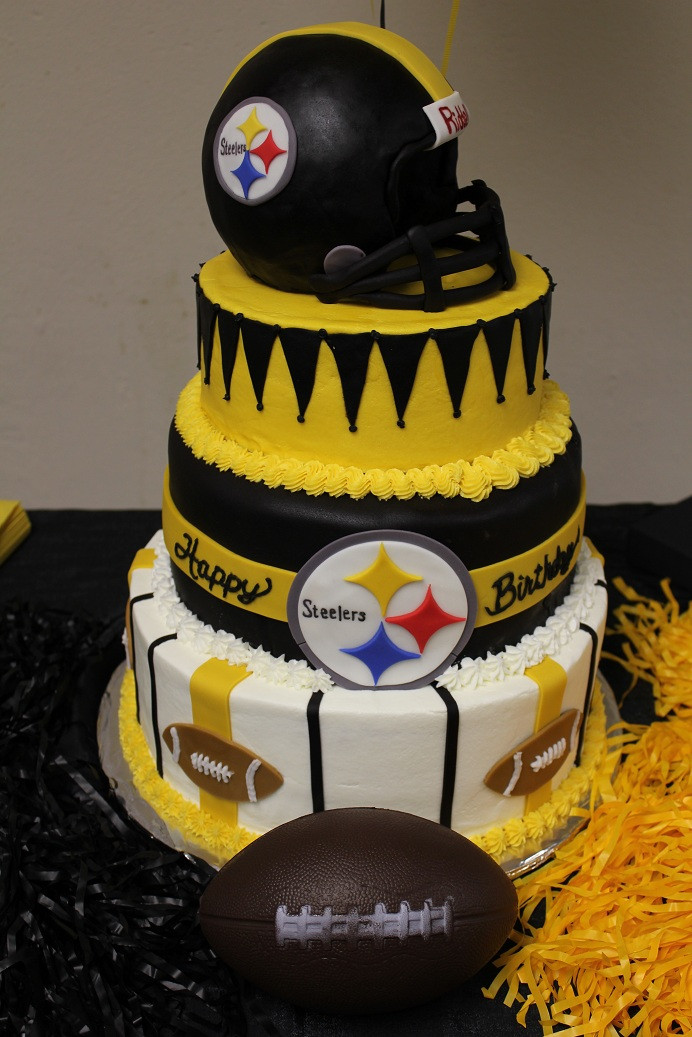 Pittsburgh Steelers Birthday Cake
 Cakes by Camille April 2011