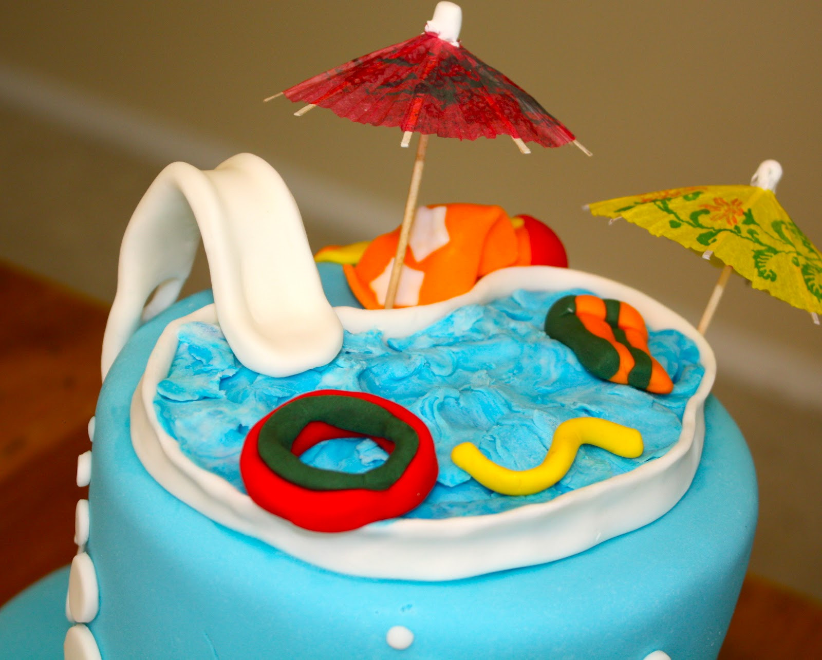 Pool Party Birthday Cakes Ideas
 bumble cakes Summer Pool Party Birthday Cake