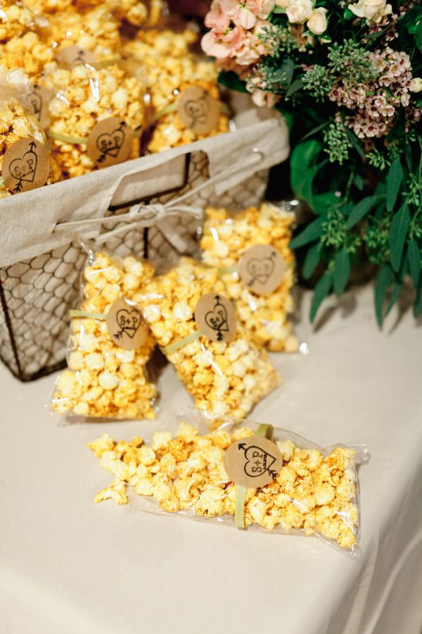 Popcorn Wedding Favors
 15 Delicious Wedding Food Favors