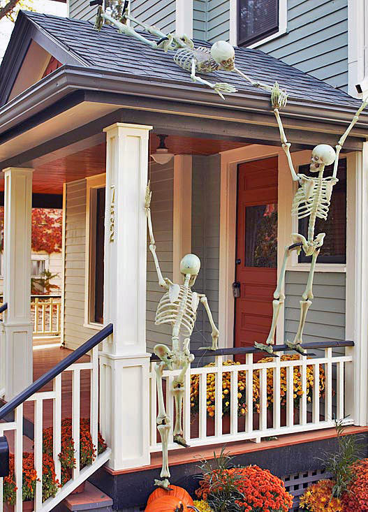Porch Halloween Decorations
 Front Porch & Outdoor Halloween Decorating Ideas