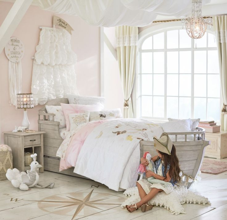 Pottery Barn Kids Girls Room
 257 best images about Girls Bedroom Ideas on Pinterest