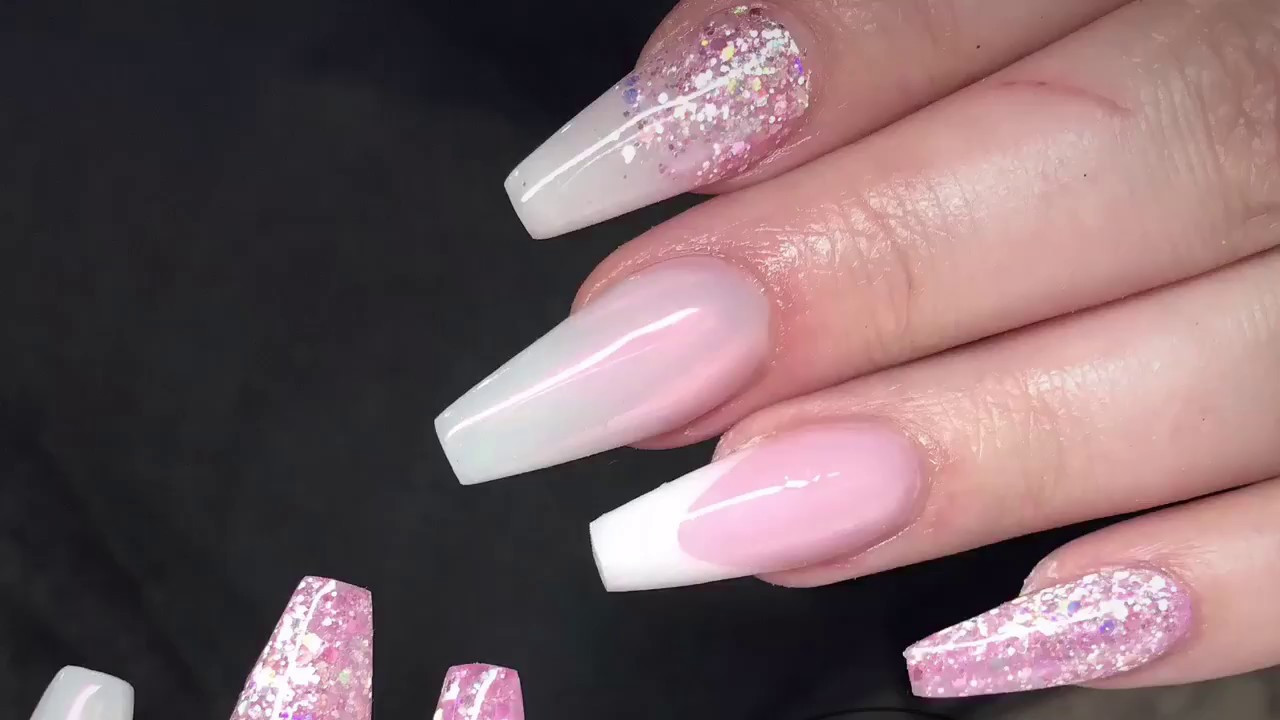 Pretty Pink Nails
 Pretty Pink Nails