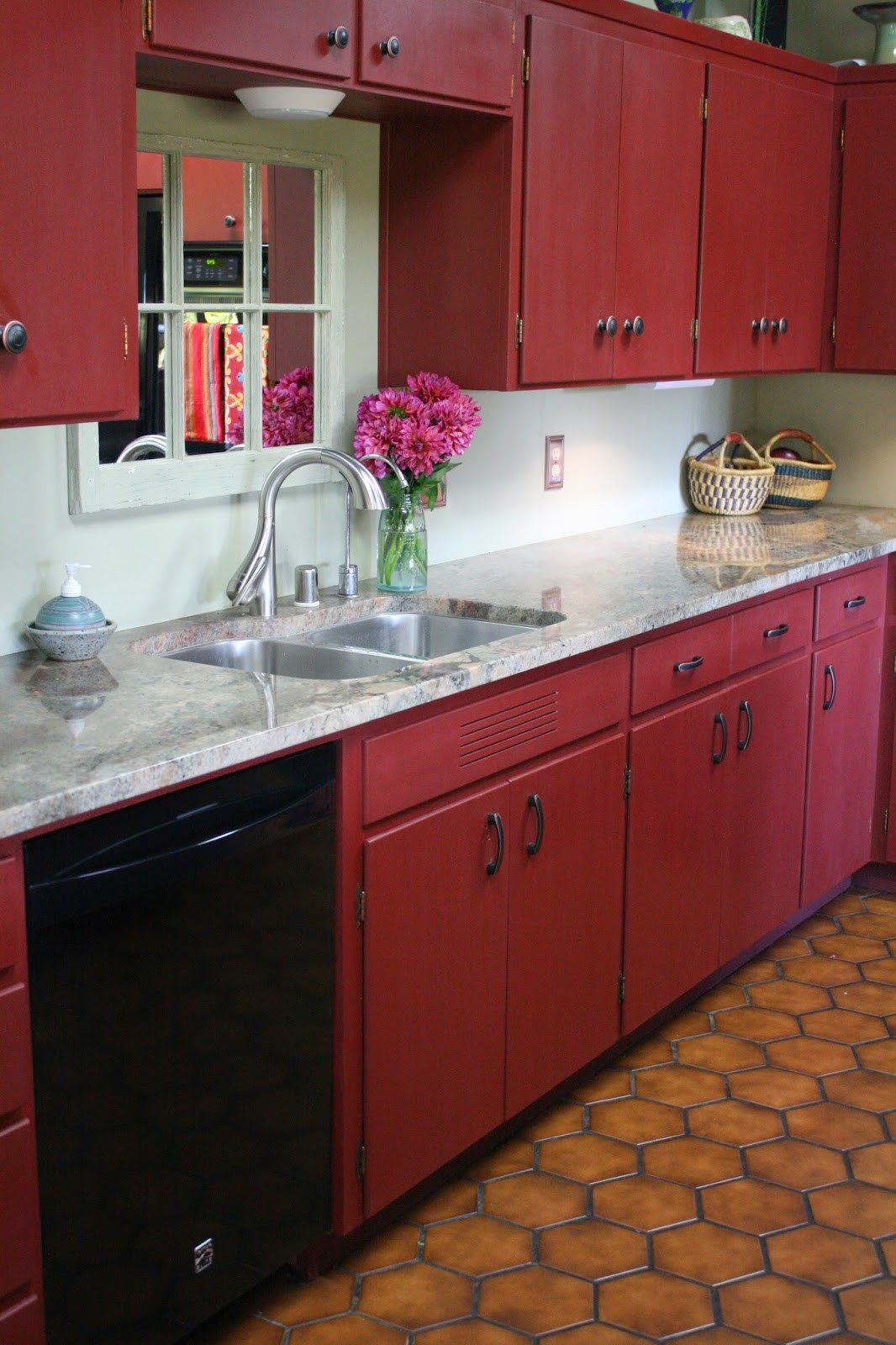 Primer For Kitchen Cabinets
 Reloved Rubbish Primer Red Chalk Paint Kitchen Cabinets