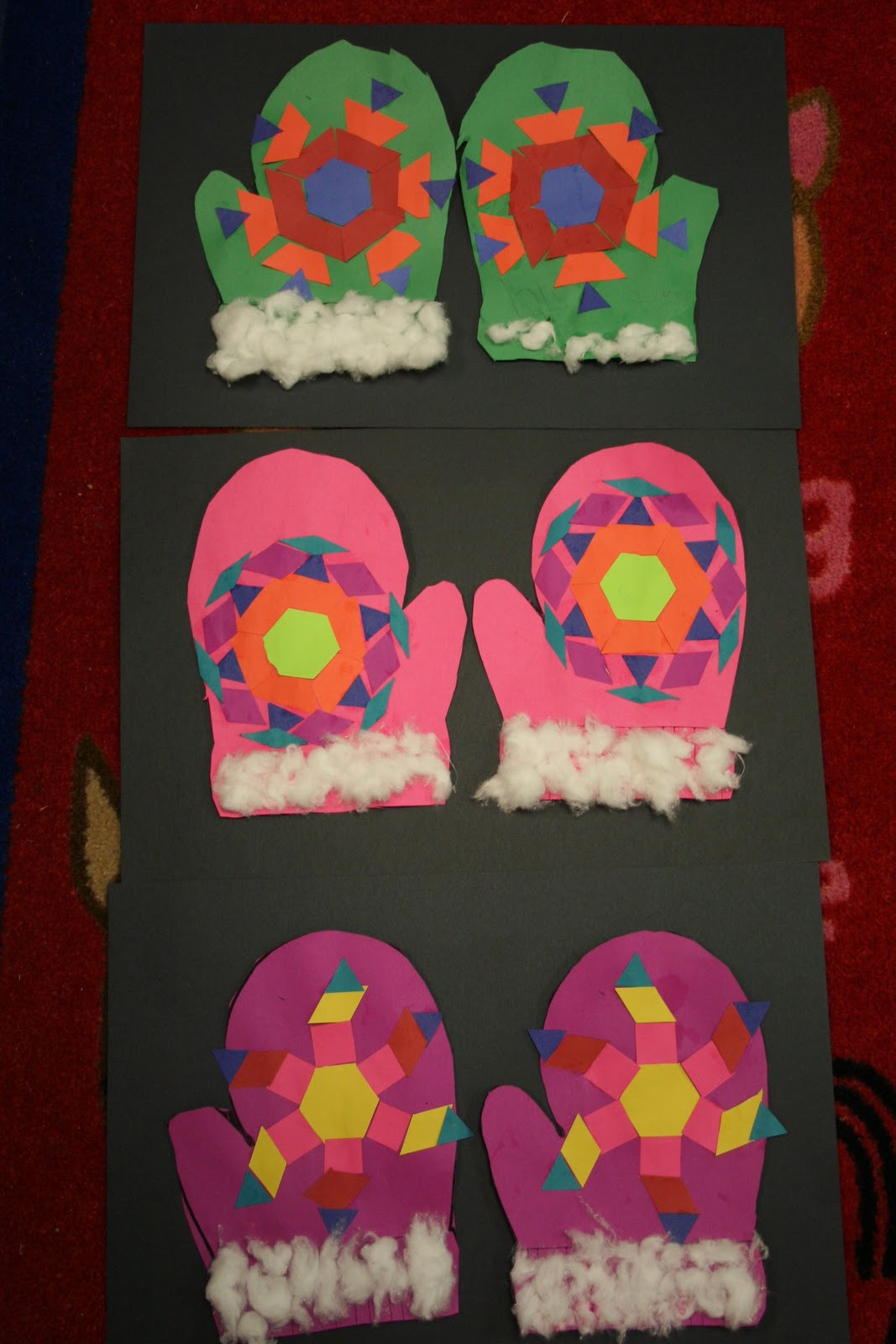 Project For Preschoolers
 Mrs Lee s Kindergarten Mitten Centers & a Giveaway