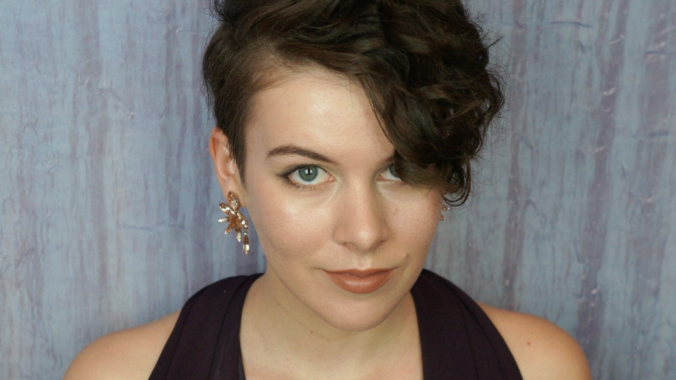 Prom Hairstyles For Pixie Cuts
 4 Short Hairstyles For Prom that Prove Pixie Cuts Can Be
