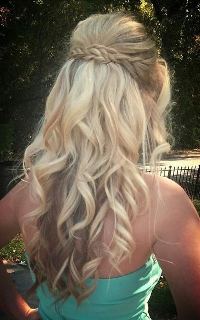 Prom Hairstyles With Curls
 15 Best Long Wavy Hairstyles PoPular Haircuts