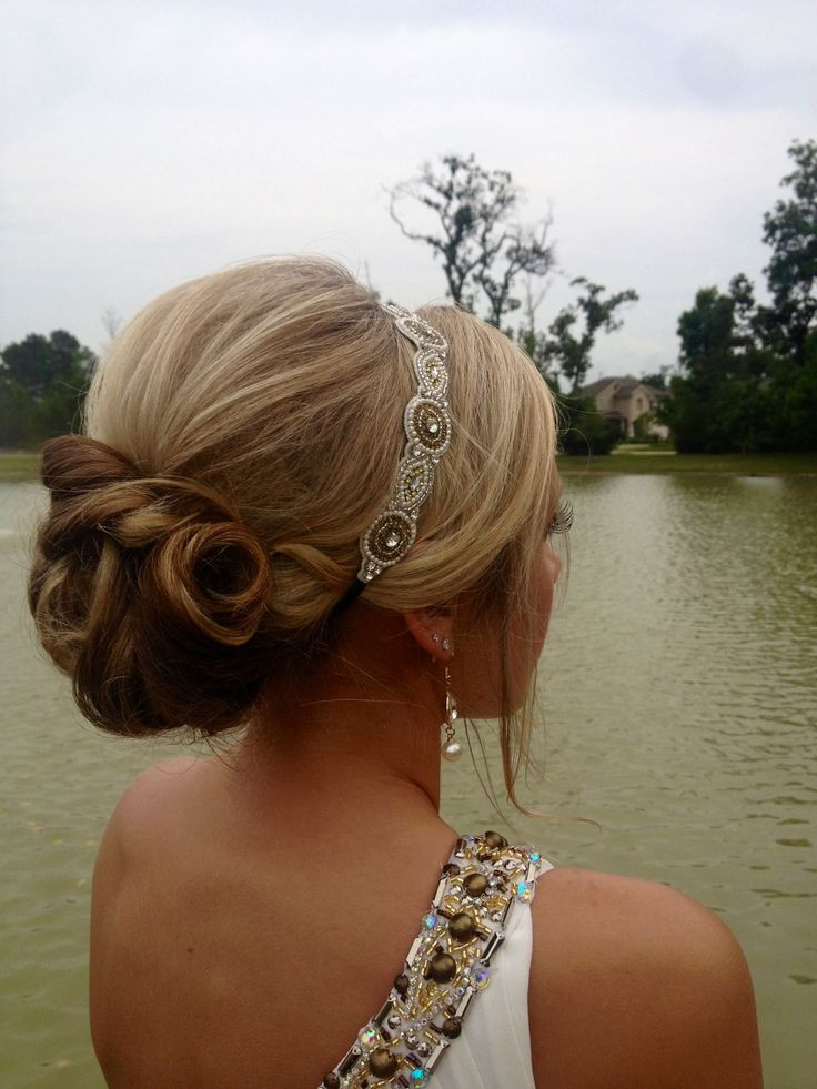 Prom Hairstyles With Headbands
 i want a band like this to keep my bangs out of my face