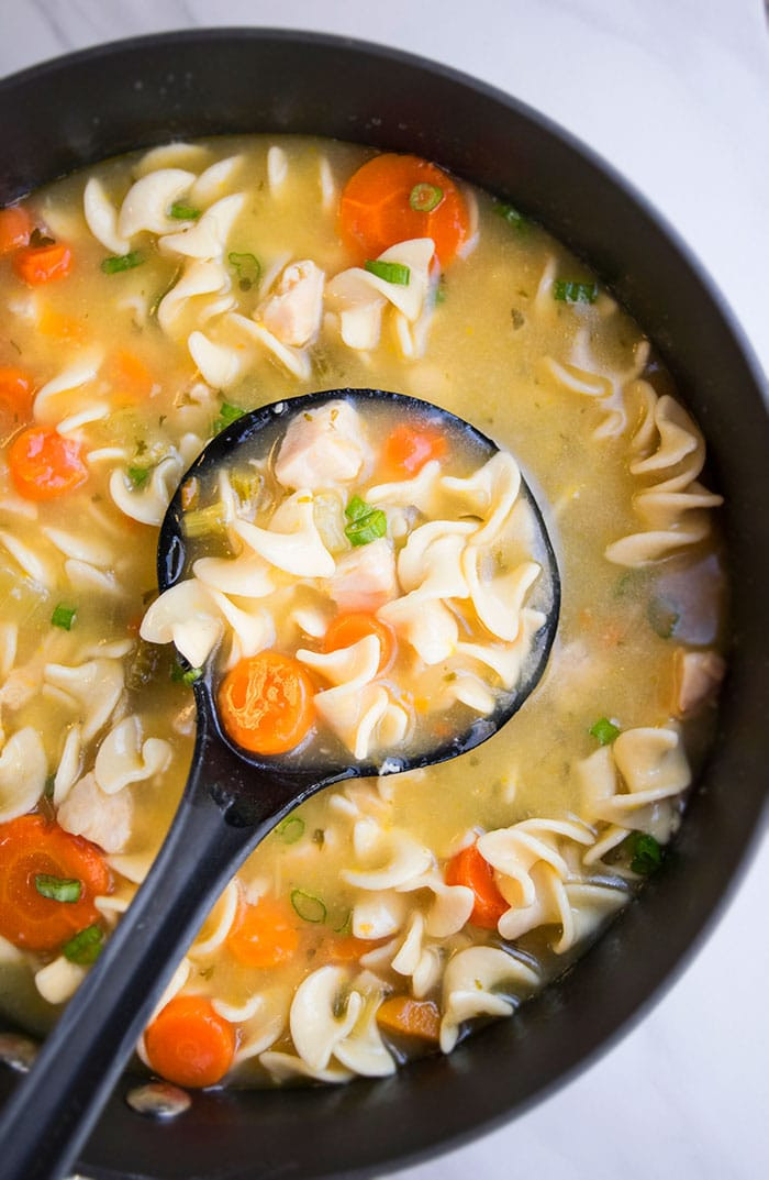 Quick Chicken And Noodles
 Easy Homemade Chicken Noodle Soup e Pot