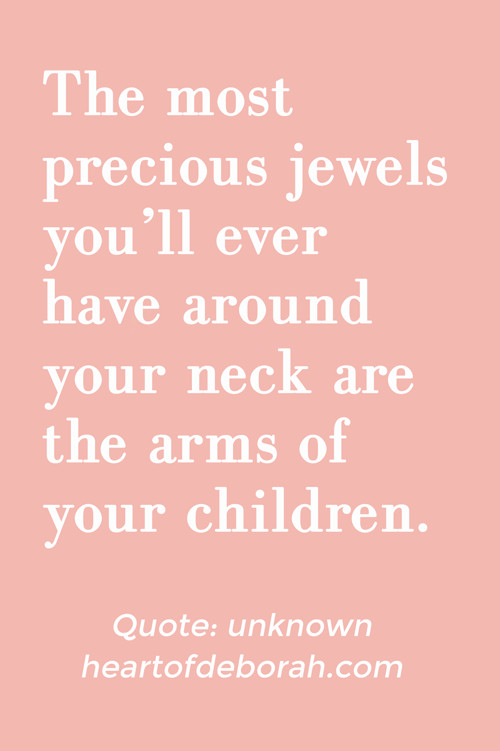 Quotes Motherhood
 10 AMAZING Quotes on Motherhood to Read Right Now