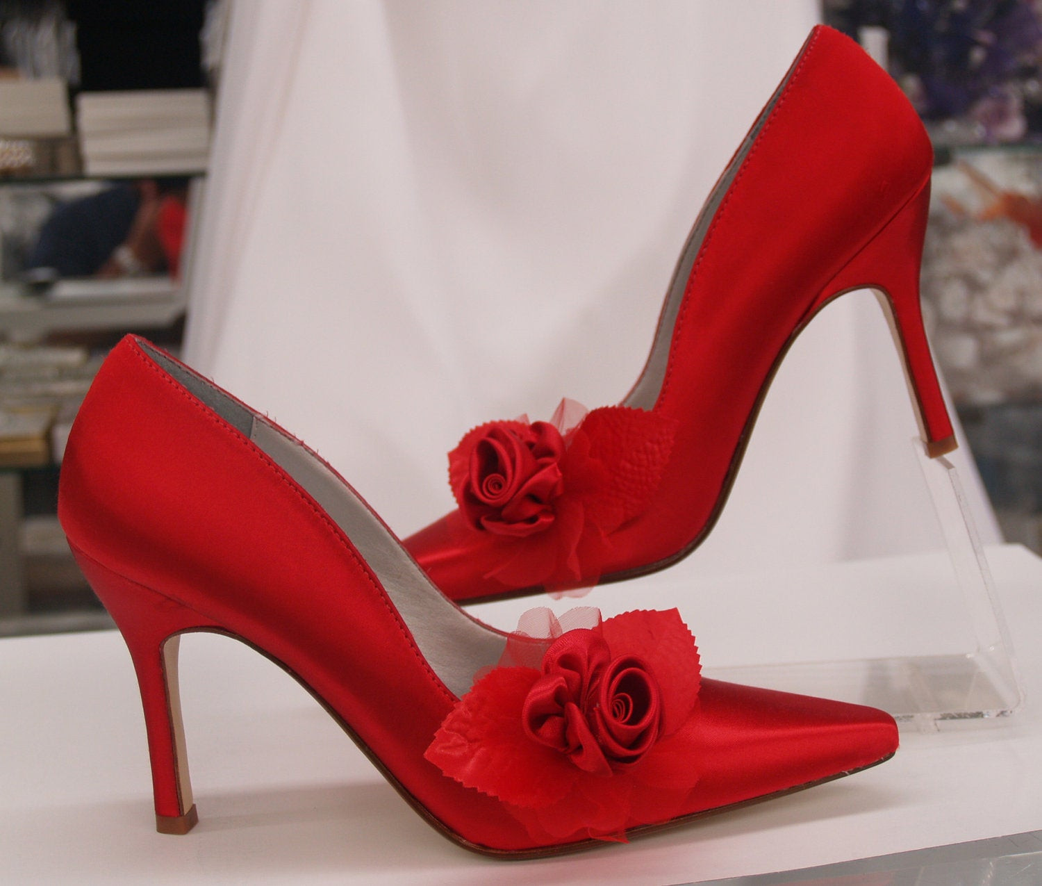 Red Wedding Shoes For Bride
 Red Satin Rose Wedding Shoes y Heels heel shoes 3