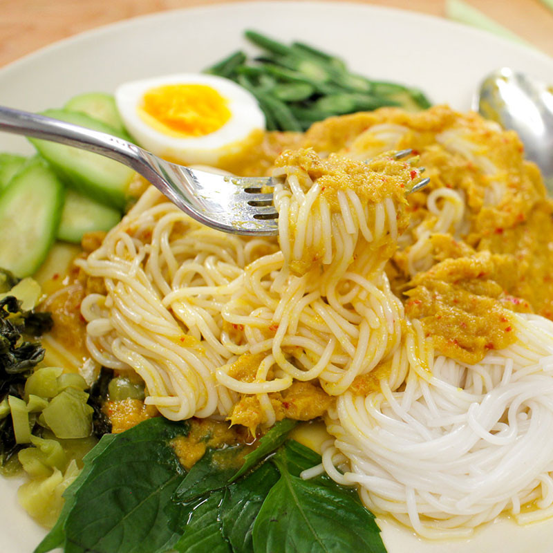 Rice Noodles Fish
 Rice Noodles with Fish Curry Sauce Kanom Jeen Namya