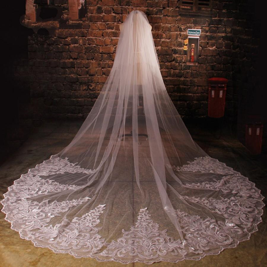 Royal Length Wedding Veils
 HailieStudio Women s 2 Tiers Lace Edge Sequins Cathedral