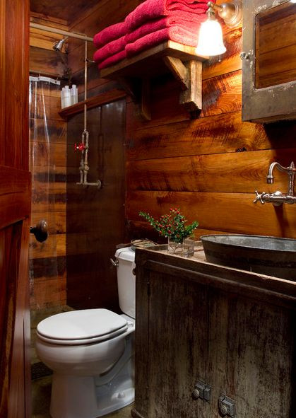 Rustic Small Bathroom
 5 Ultra rustic bathrooms