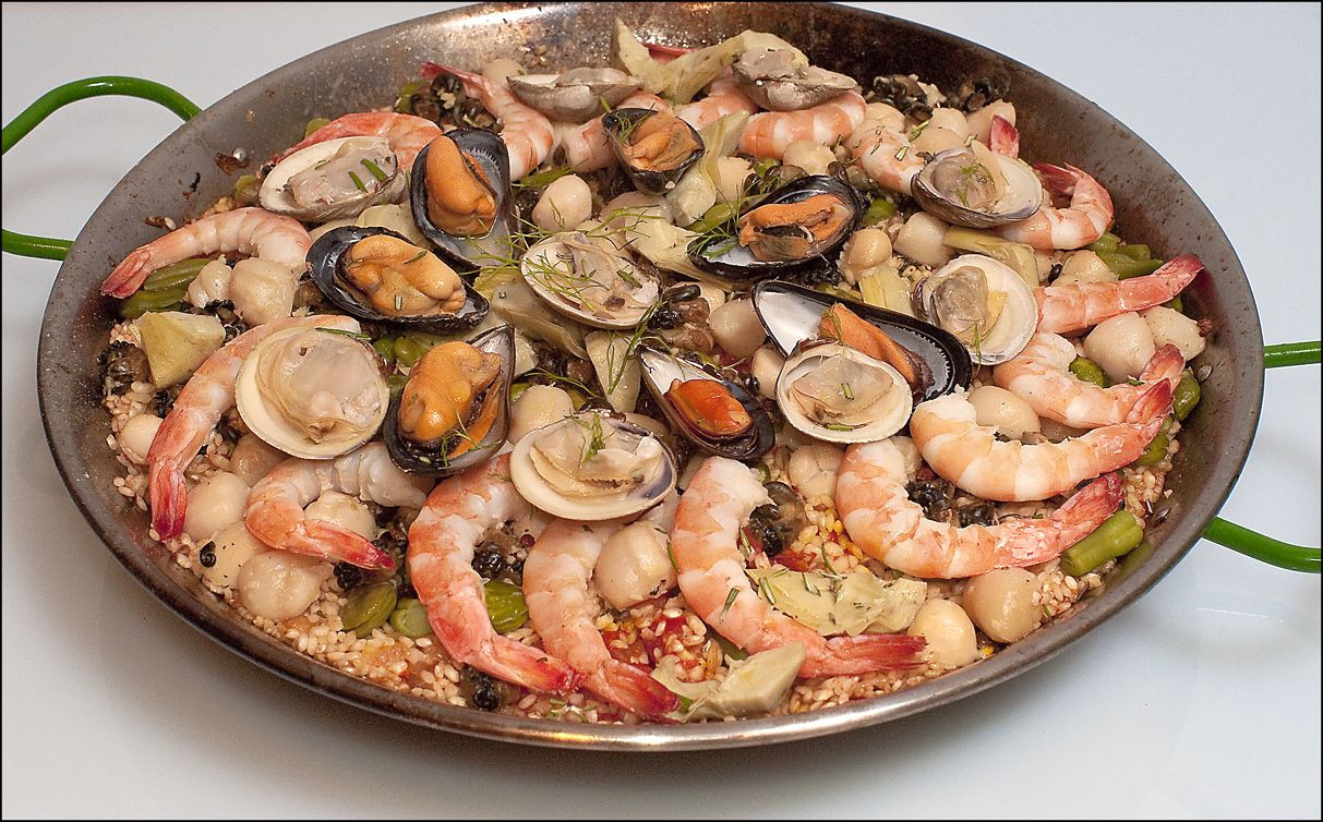 Seafood Dinner Party Ideas
 Dinner party recipes ideas Paella with seafood & snails