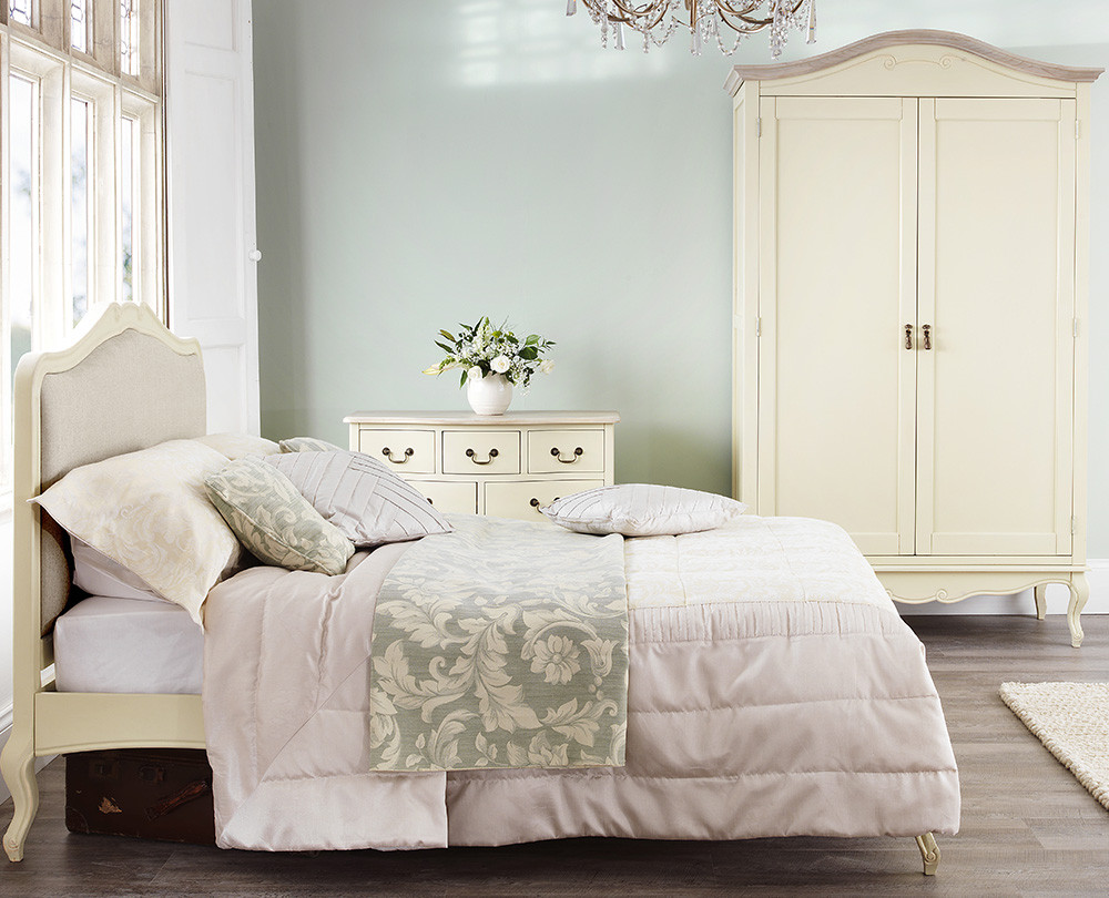 Shabby Chic Bedroom Sets
 JULIETTE Shabby Chic Champagne Upholstered Double Bed
