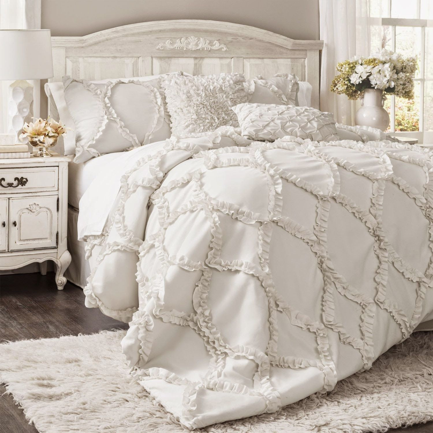 Shabby Chic Bedroom Sets
 13 Bedding Sets That Won t Break The Bud