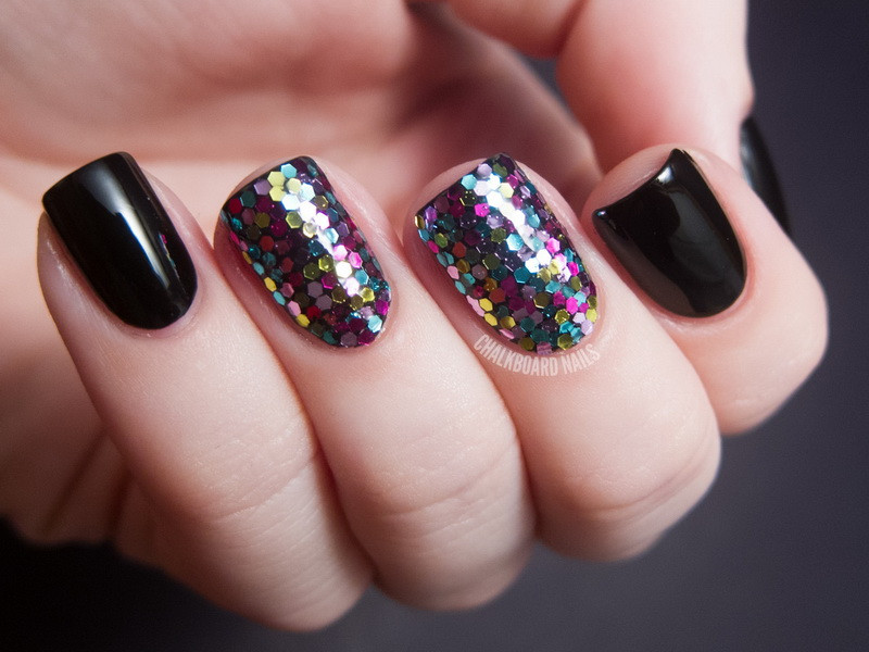 Shiny Nail Designs
 Glitter nail designs for shiny hands yve style