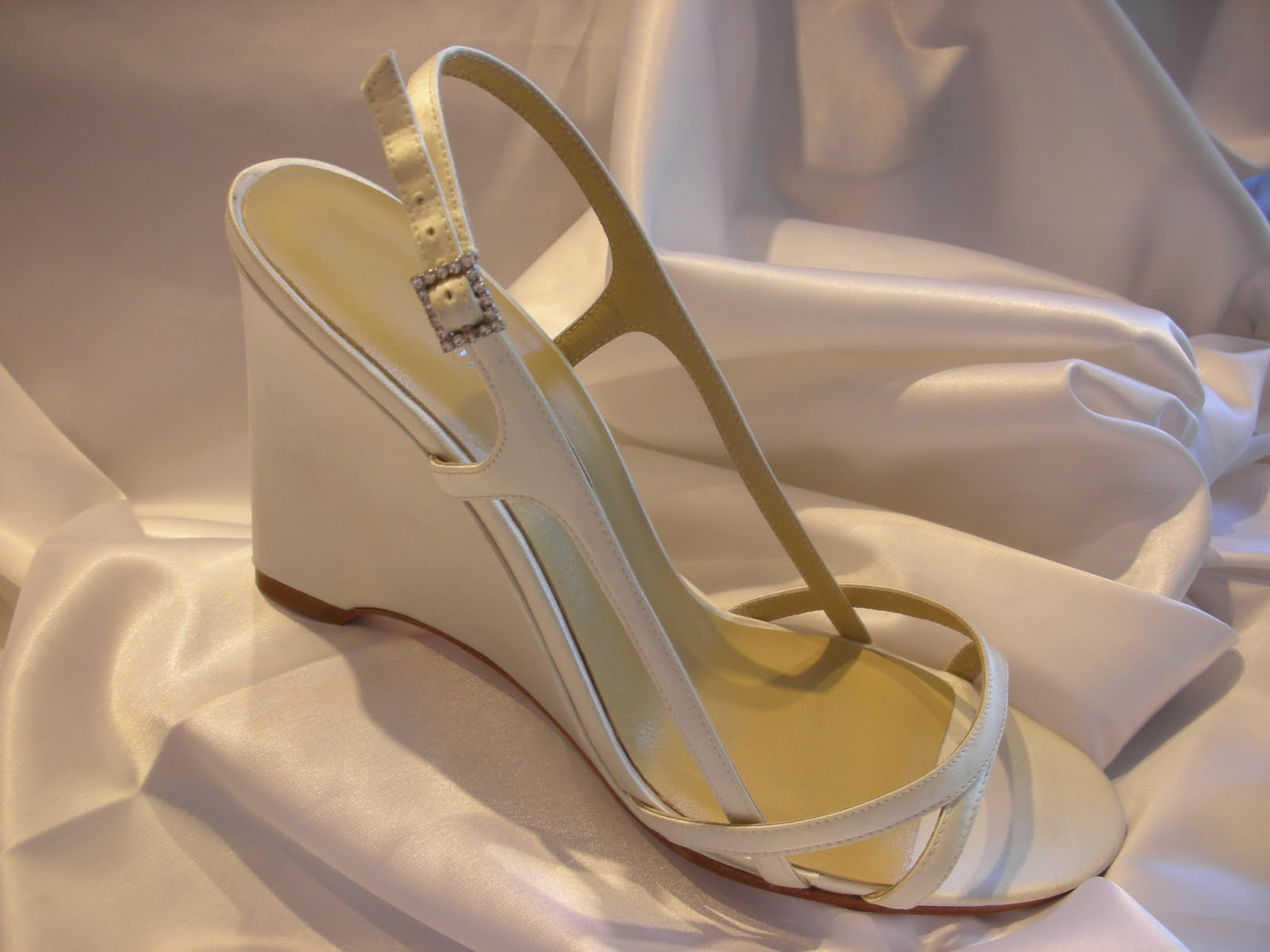 Shoes For Beach Wedding
 Everything But The Dress Shoes for Beach Weddings