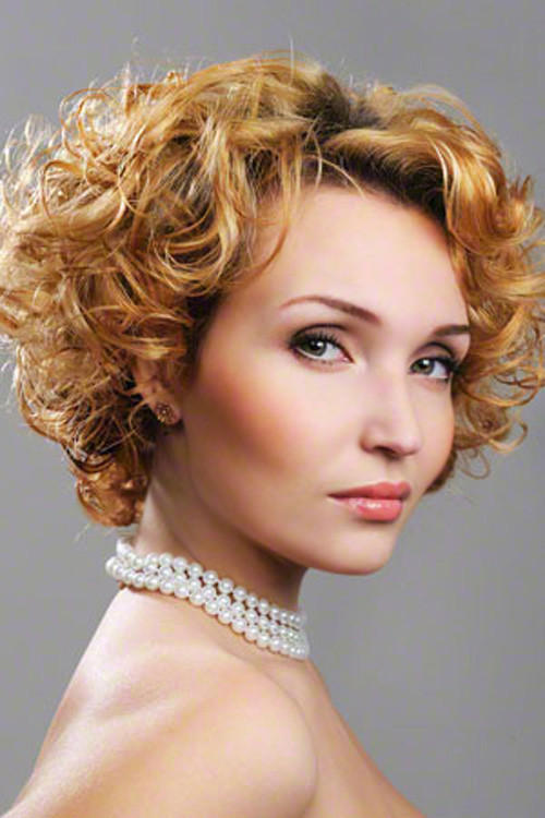 Short Curly Hairstyles For Women
 50 Cute Short Hairstyles for Women with Thick Hair Fave