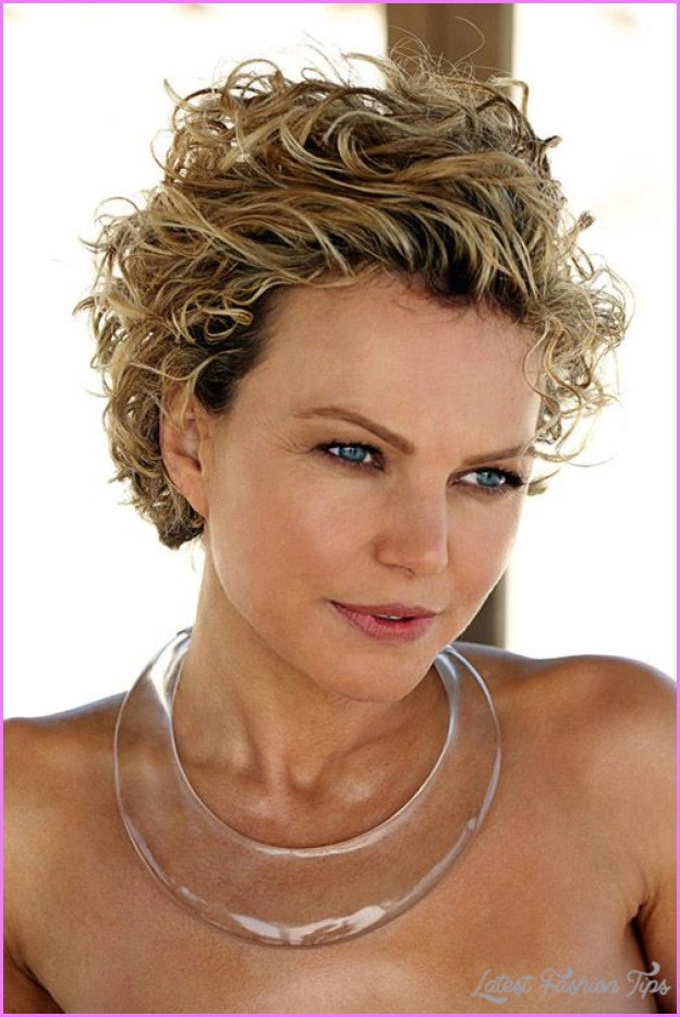 Short Haircuts For Women Curly
 Short hair cuts for women curly LatestFashionTips