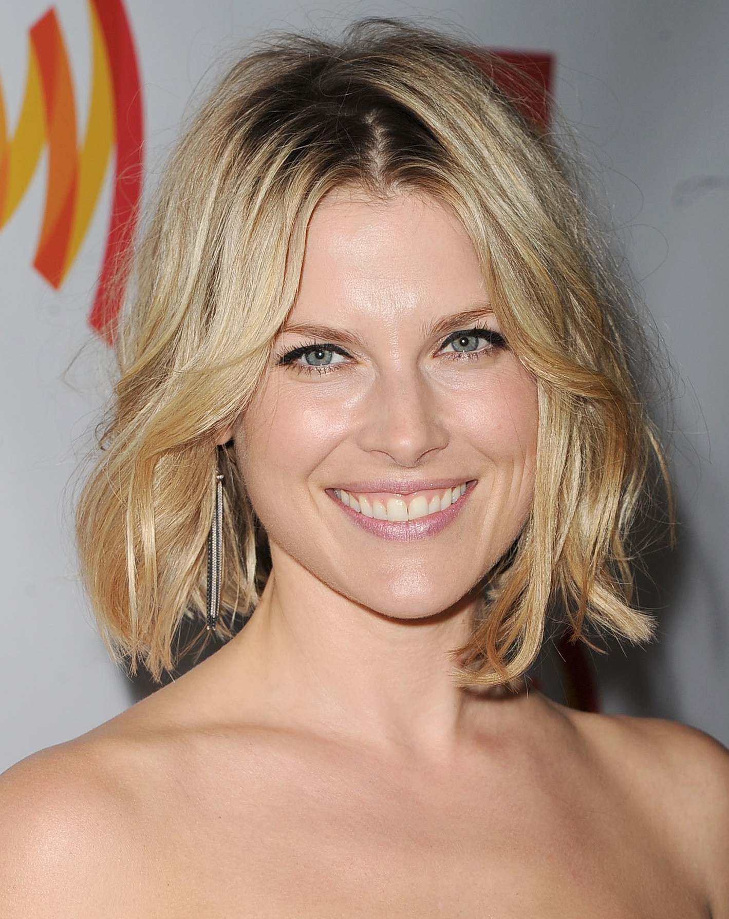 Short Hairstyles For Heart Shaped Face
 Heart Shaped Face Hairstyles 2013