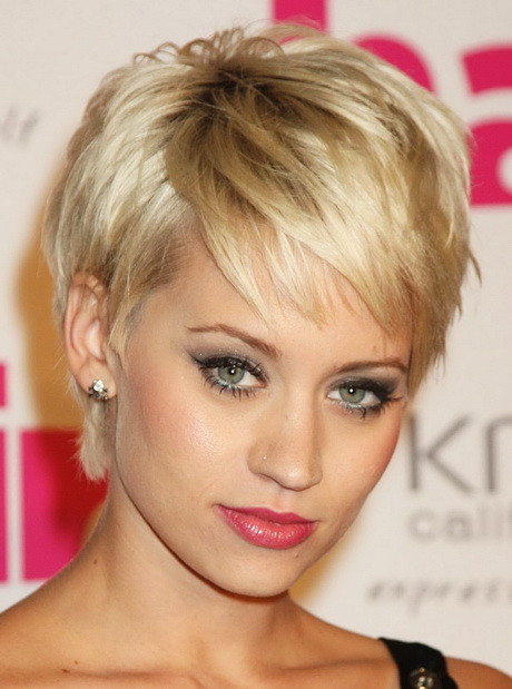 Short Hairstyles For Round Faces Over 50
 Short hair styles for women over 50 round face