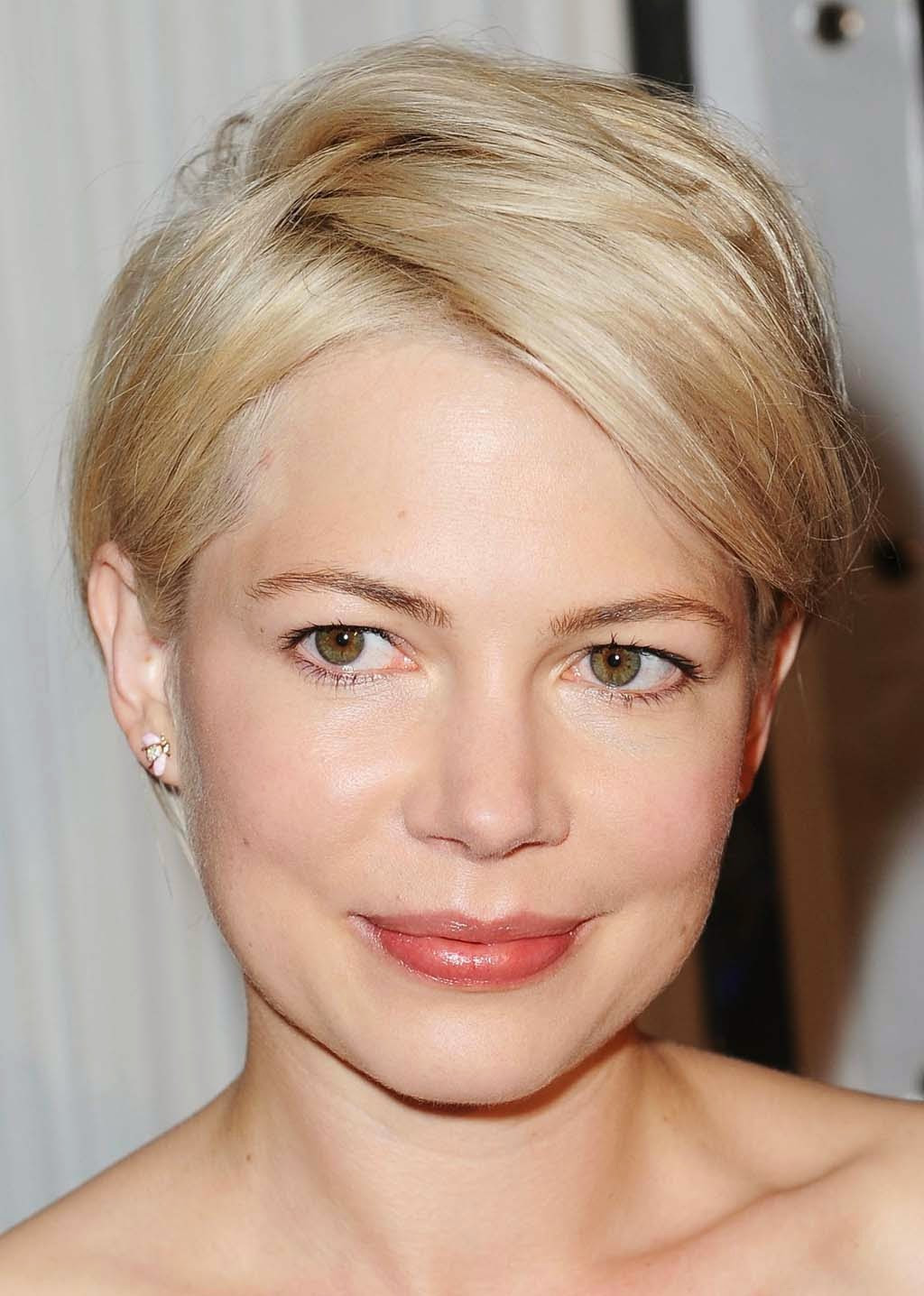 Short Hairstyles Round Face
 Superb Hairstyle Short Cool Hairstyles for Round Faces