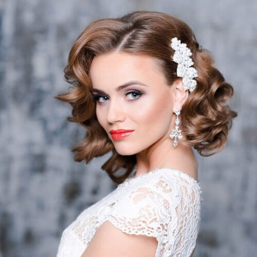 Shoulder Length Hairstyle For Wedding
 50 Medium Length Hairstyles We Can t Wait to Try Out