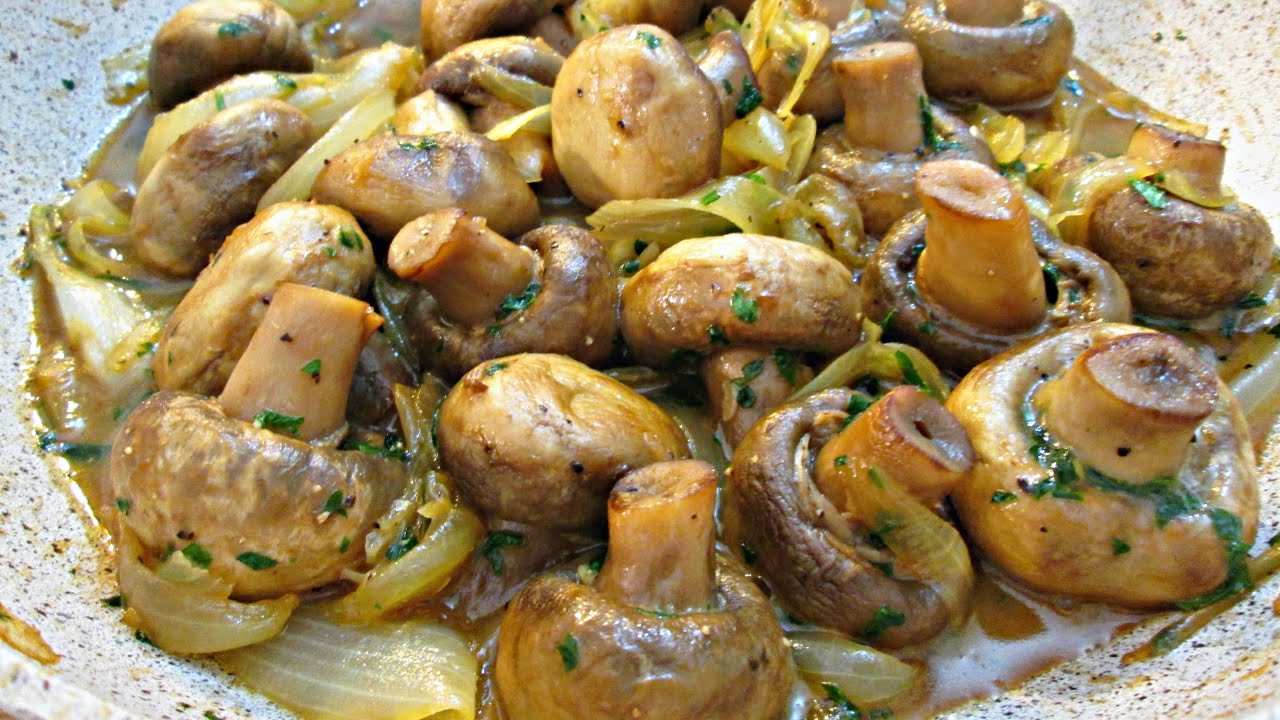 Side Dishes To Go With Steak
 Garlic Mushrooms and ions Side Dish or Over Steak