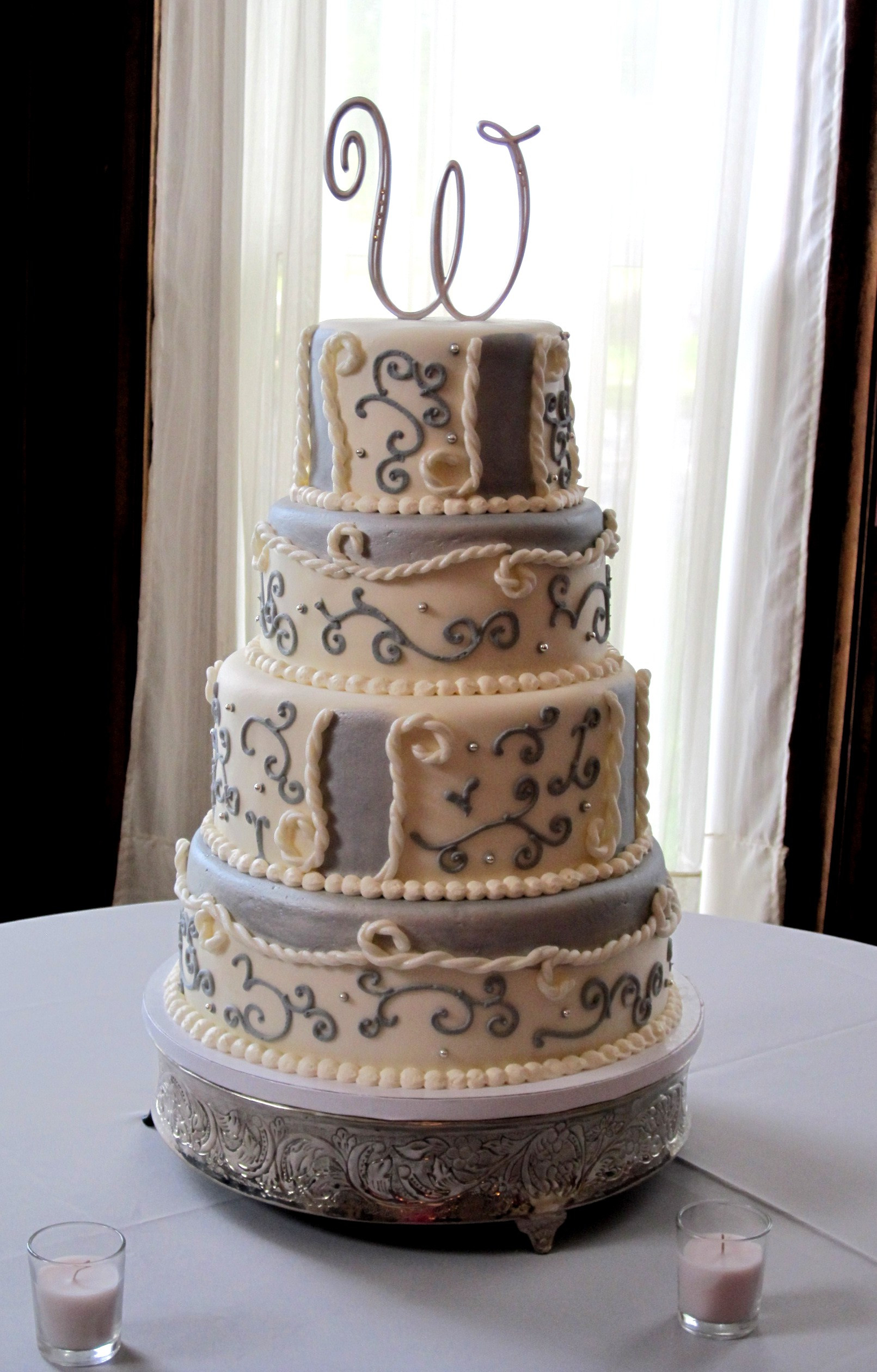 Silver And White Wedding Cakes
 silver