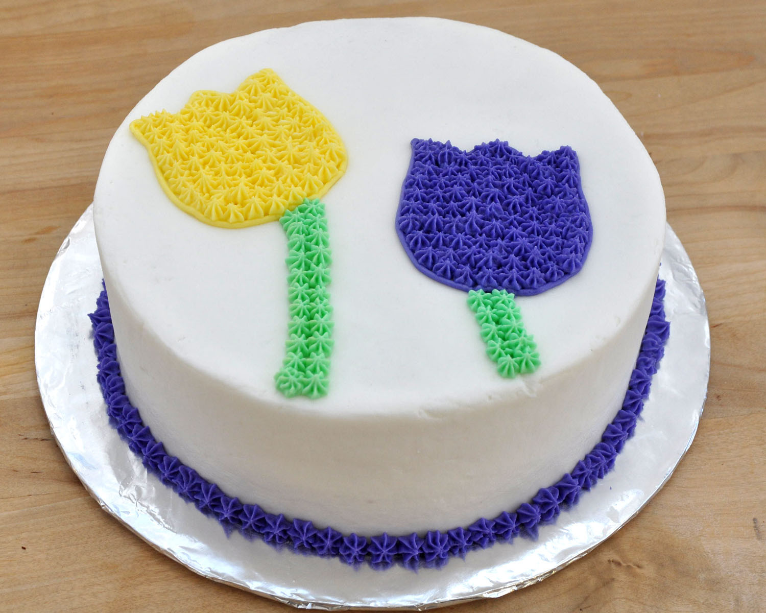 Simple Birthday Cake Decorating Ideas
 Beki Cook s Cake Blog Cake Decorating 101 Easy Birthday