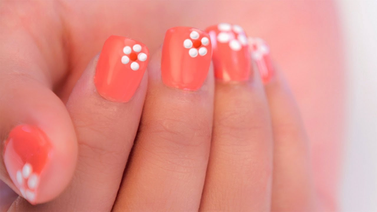 Simple Nail Ideas
 EASY FLOWER NAIL ART FOR BEGINNERS