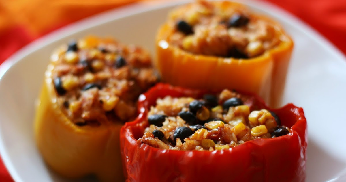 Slow Cooker Stuffed Bell Peppers
 A Year of Slow Cooking Slow Cooker Ve arian Stuffed