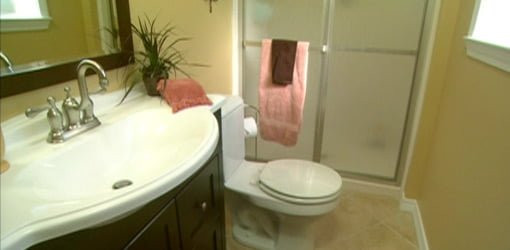Small Bathroom Remodel With Tub
 How to Remodel a Small Bathroom on a Bud