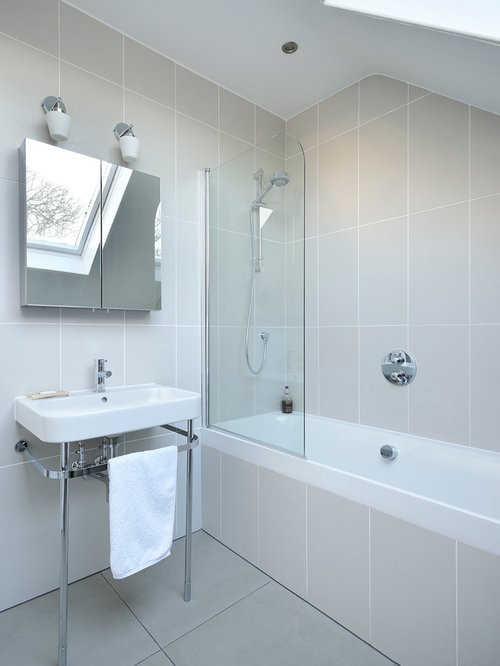 Small Bathroom With Tub
 Small Bathroom Laundry Room bo Home Design Ideas