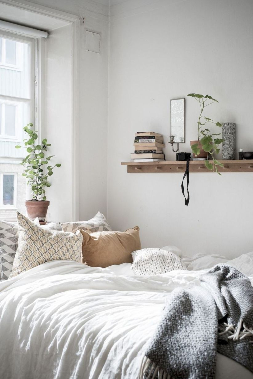 Small Bedroom Ideas Pinterest
 47 Cozy And Natural Small Apartment Decoration Ideas