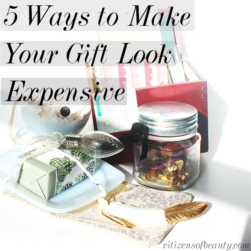 Small Holiday Gift Ideas
 5 Ways to Make Your Christmas Gift Look Expensive