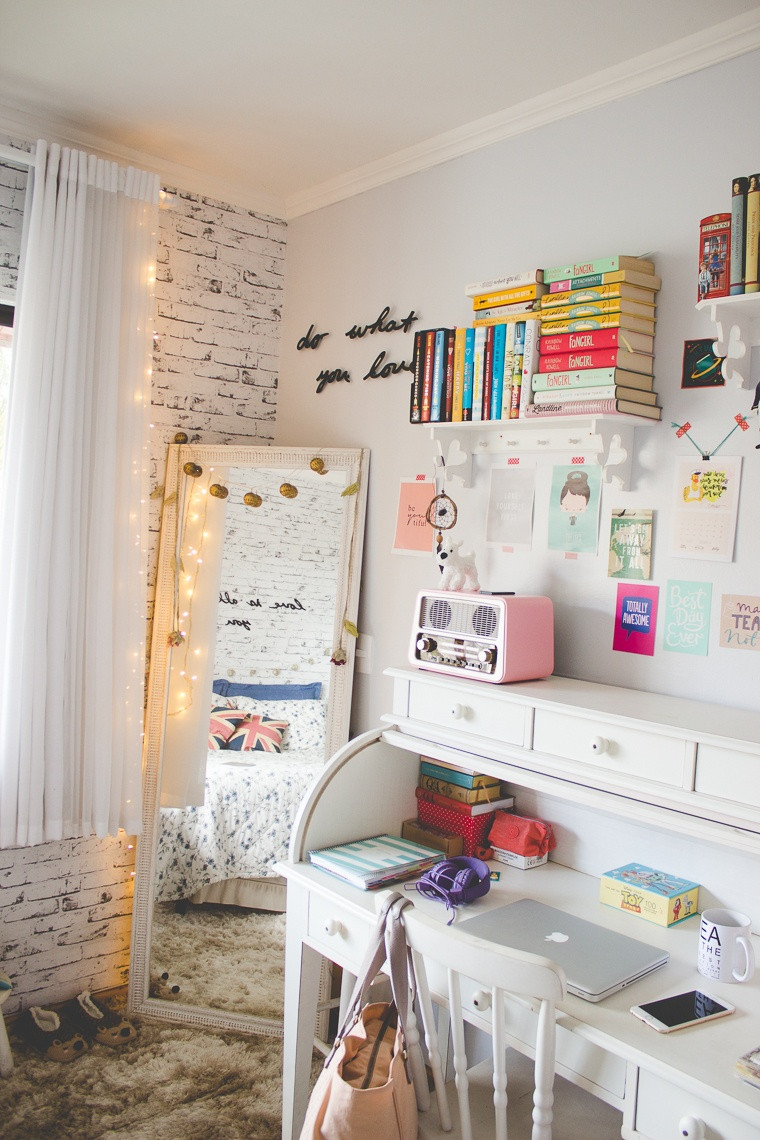 Small Teen Girl Bedroom
 23 Stylish Teen Girl’s Bedroom Ideas