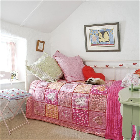 Small Teen Girl Bedroom
 Key Interiors by Shinay Vintage Style Teen Girls Bedroom