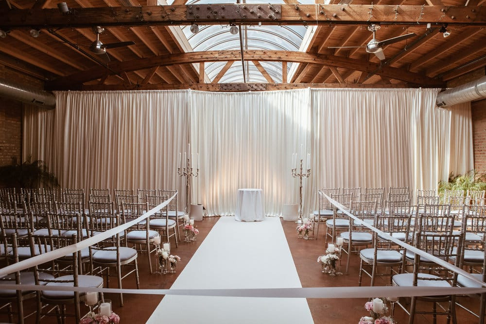 Small Wedding Venues Chicago
 5 of the Best Small Wedding Venues in Chicago Joy