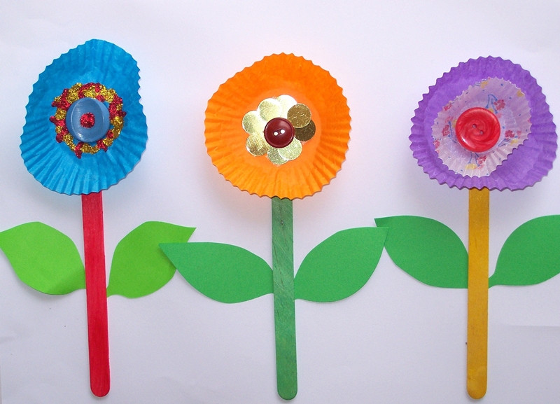 Spring Crafts For Preschool
 easy preschool spring crafts craftshady craftshady