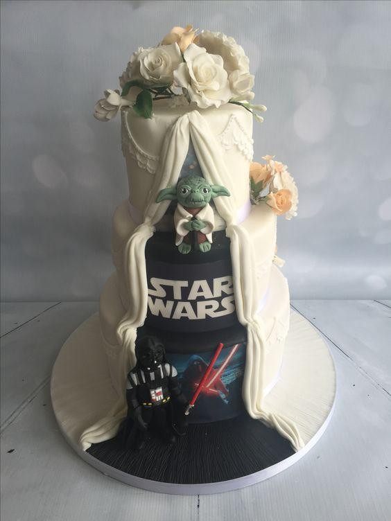 Star Wars Wedding Cake
 Top 11 Pinterest Wedding Cakes inspired by Movies