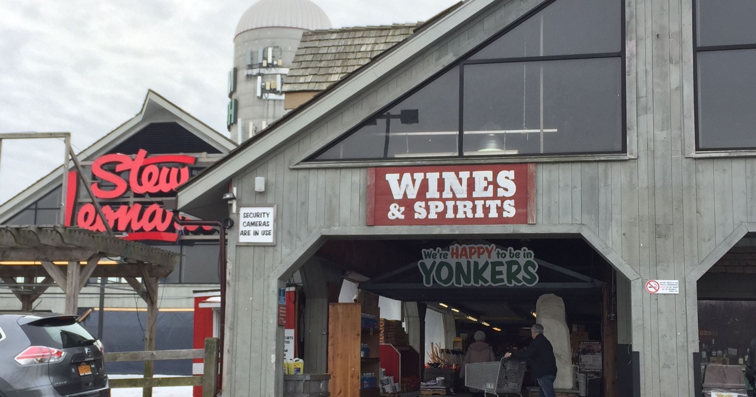 Stew Leonard'S Wine Yonkers
 Stew Leonard s Wines fined $50 000 by state