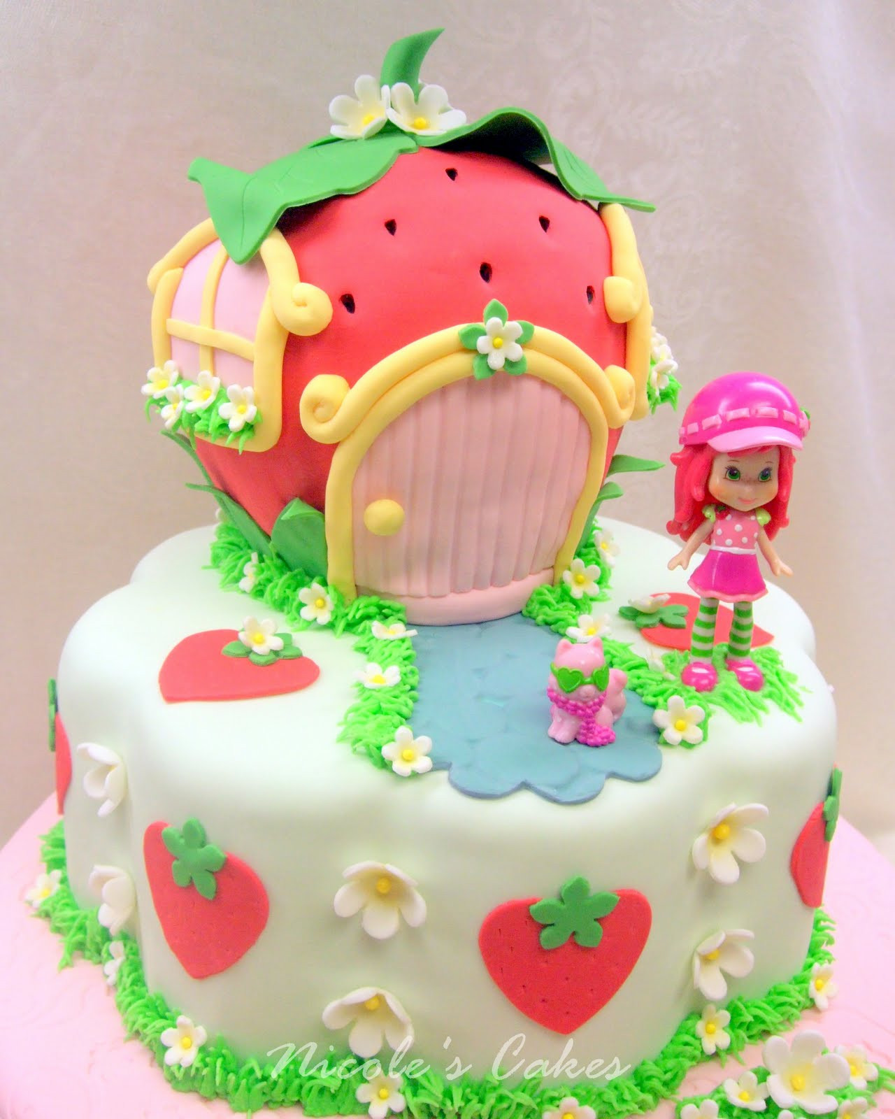 Strawberry Shortcake Birthday Cake Recipe
 Birthday Cakes A Berry Beautiful Strawberry Shortcake