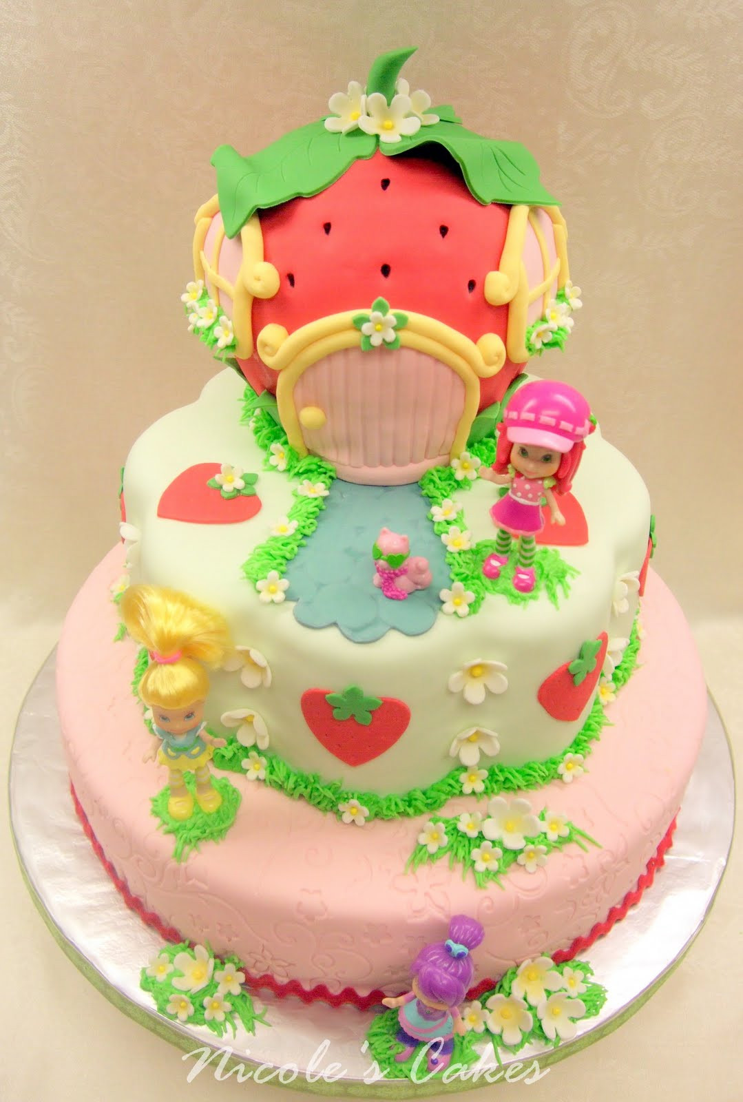 Strawberry Shortcake Birthday Cake Recipes
 Birthday Cakes A Berry Beautiful Strawberry Shortcake