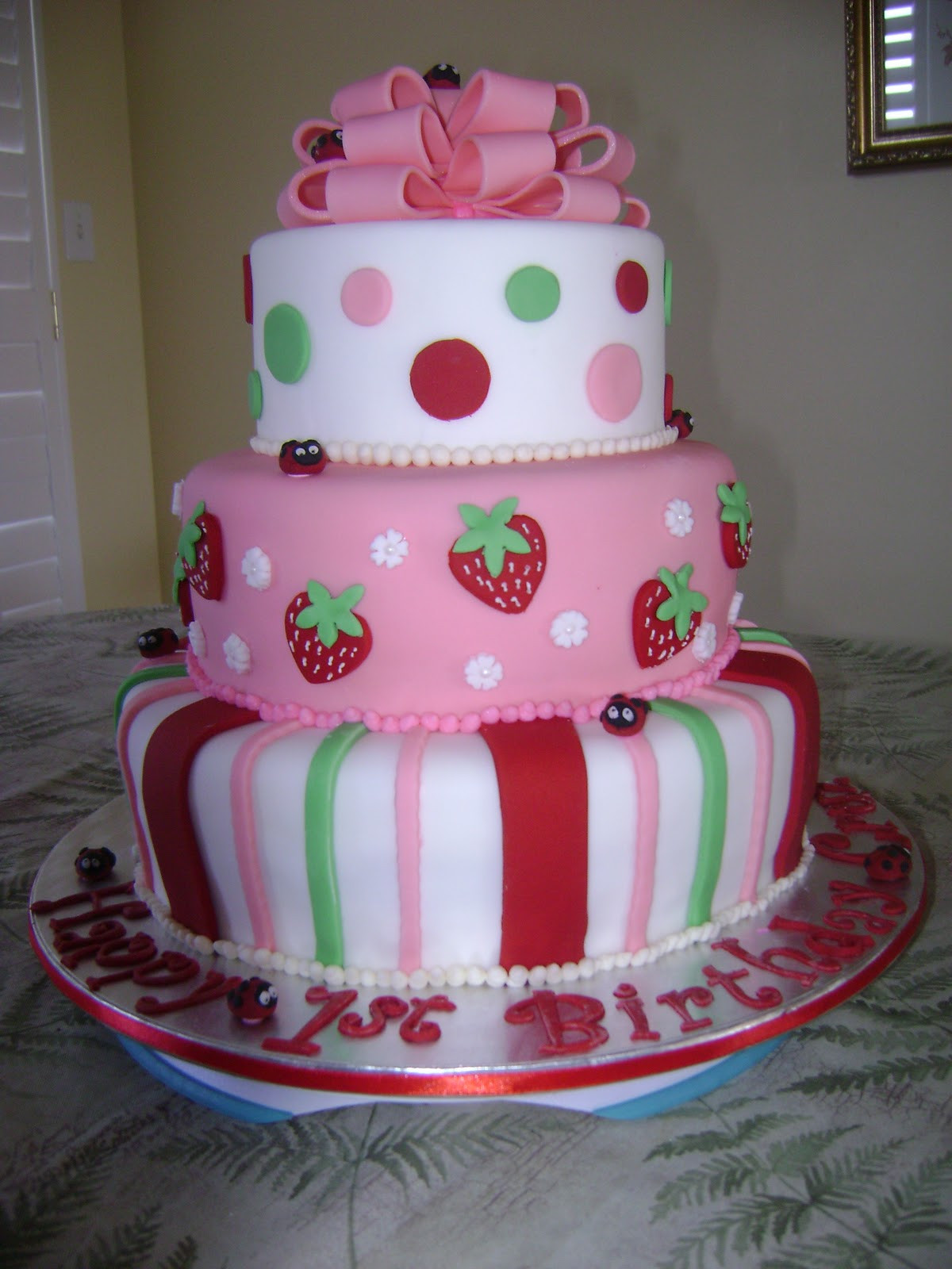 Strawberry Shortcake Birthday Cake Recipes
 MaryMel Cakes Strawberry Shortcake 1st Birthday