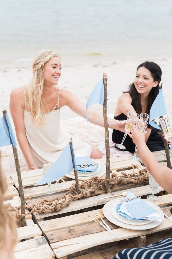Summer Bachelor Party Ideas
 Bridal shower ideas for the summer – picnic Hawaiian
